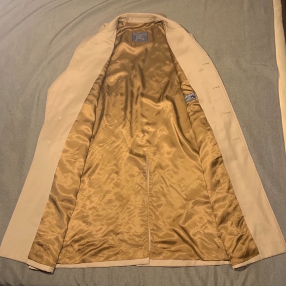 Burberry Trench Coat - Picture 3 of 9